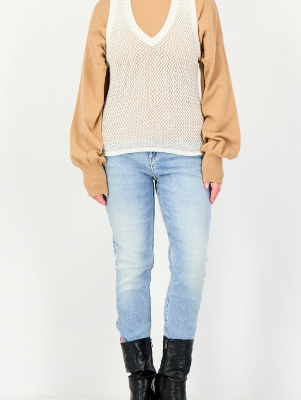 Esprit Vintage Cream Knit V-Neck Sweater Vest NWT (T4)